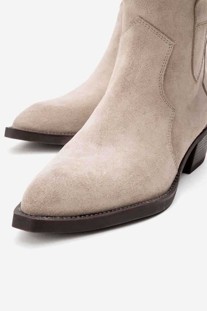 kadin-deri-topuklu-bot-BEJ SUET-PNC1335-0102821_0